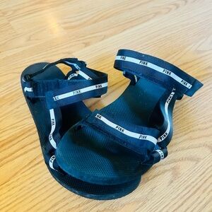 VS Pink Black Sandals sz 7/8